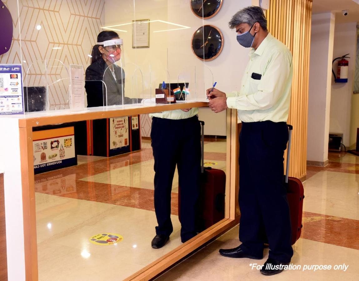 Spot On 61434 Sabri Barkat Hotel Roorkee Екстериор снимка