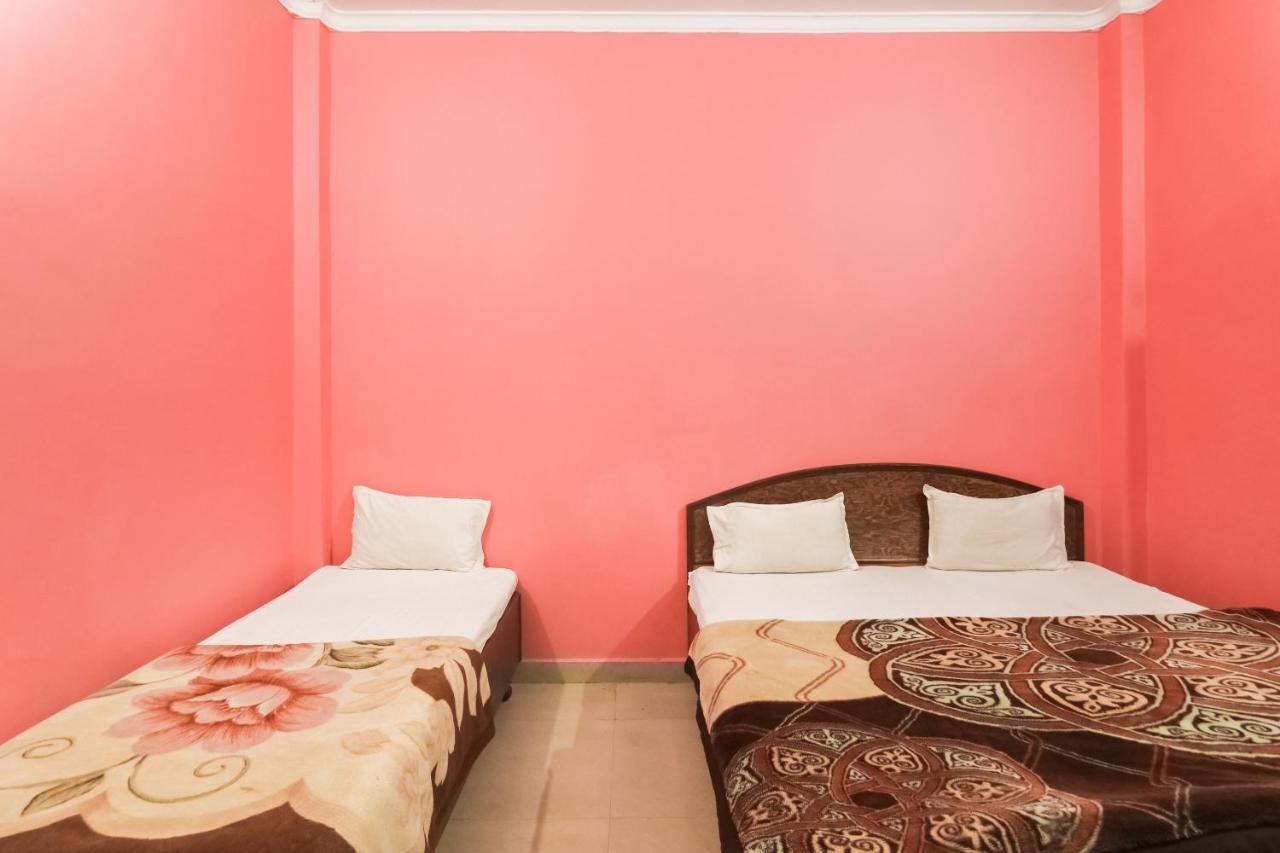 Spot On 61434 Sabri Barkat Hotel Roorkee Екстериор снимка