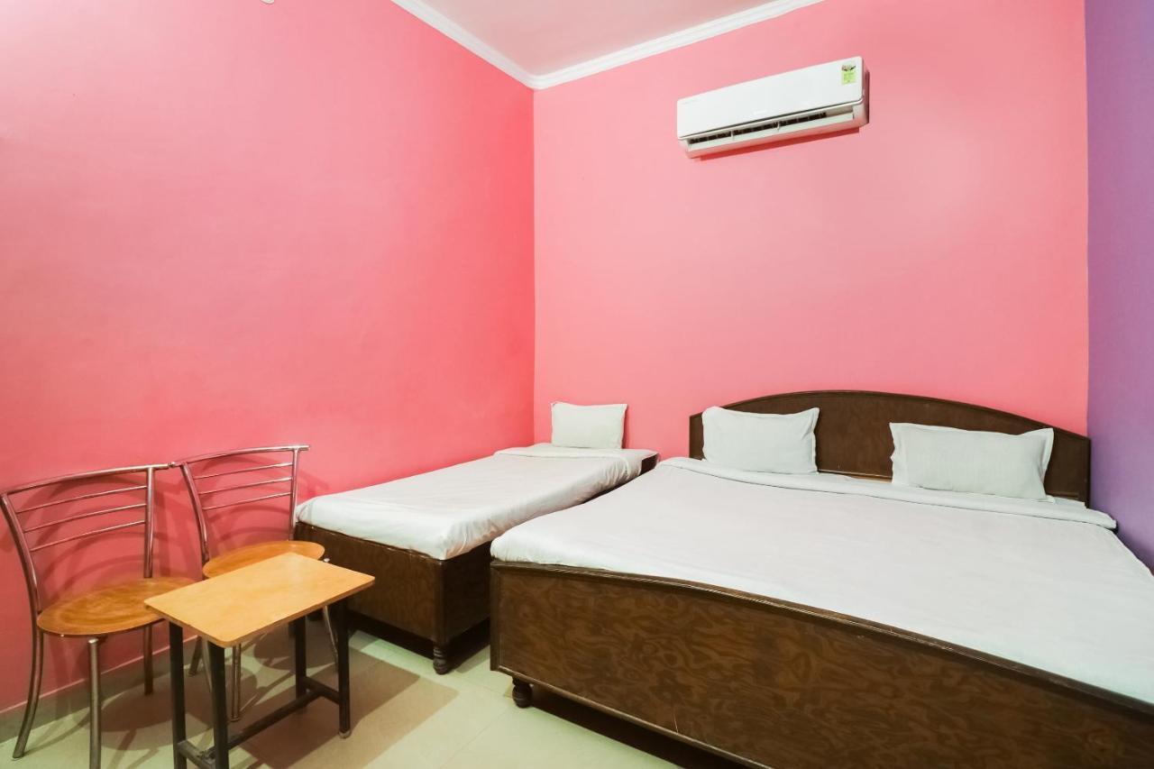 Spot On 61434 Sabri Barkat Hotel Roorkee Екстериор снимка
