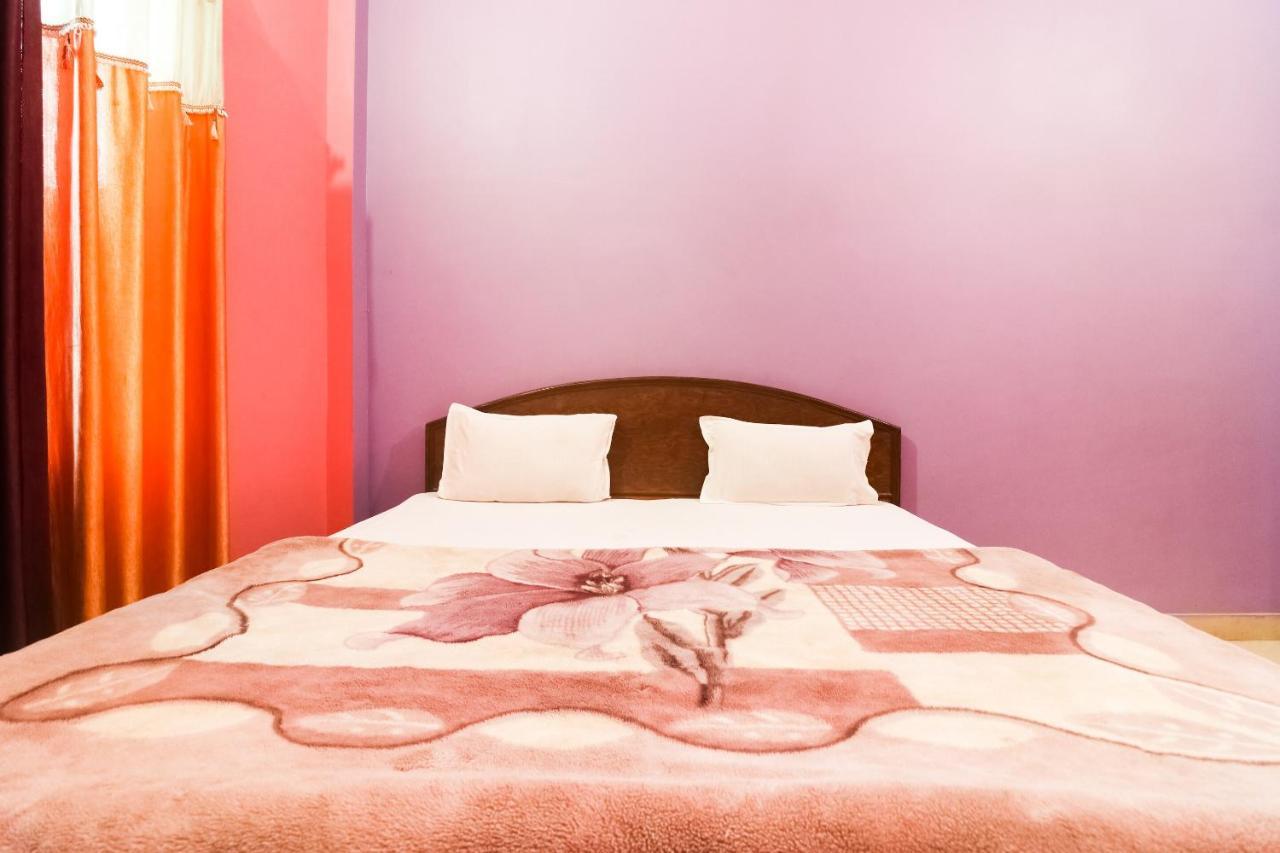 Spot On 61434 Sabri Barkat Hotel Roorkee Екстериор снимка