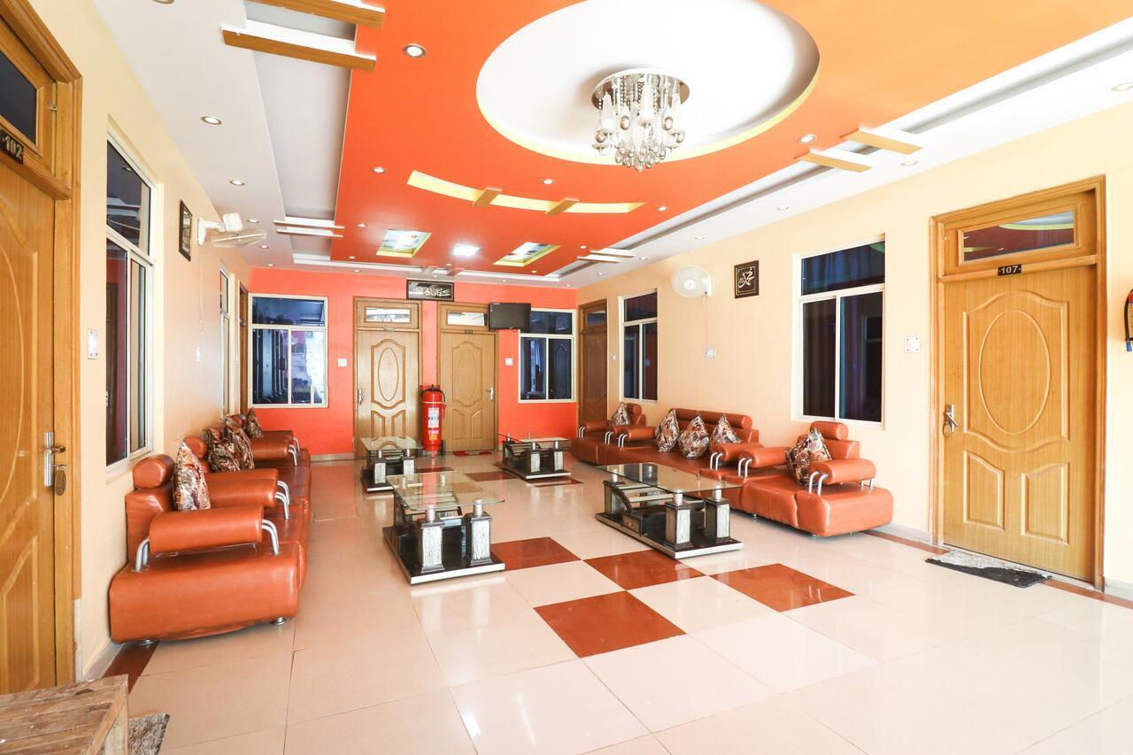 Spot On 61434 Sabri Barkat Hotel Roorkee Екстериор снимка